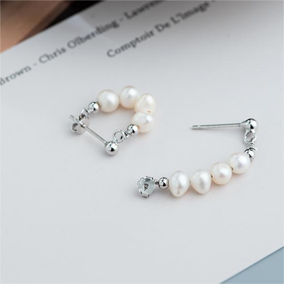 DMBO2301 Boucles d'oreilles des moments doux