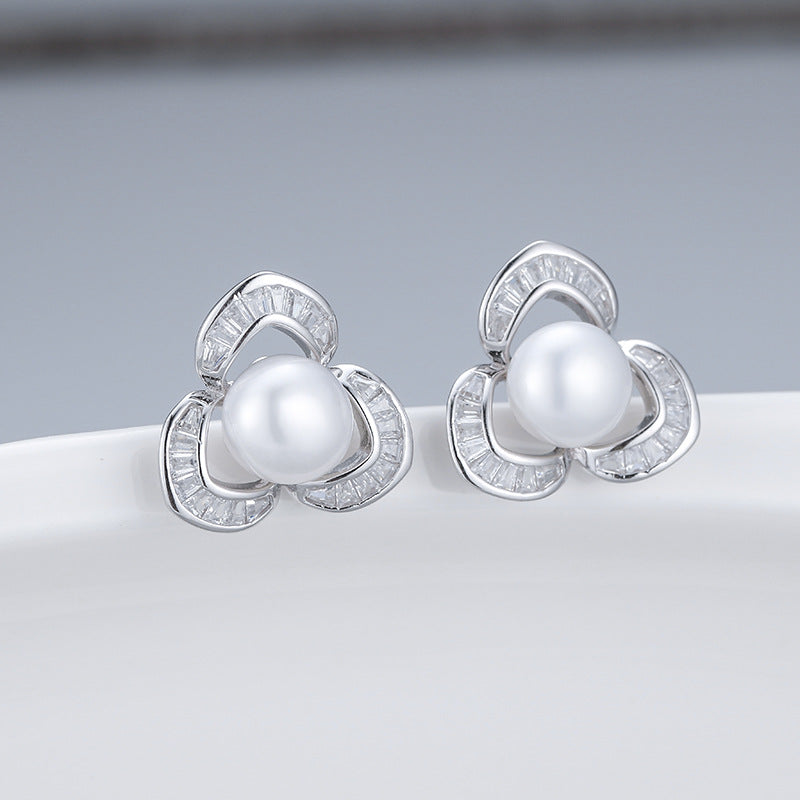 DMBO2304 Boucles d'oreilles à la forme de fleur brillant