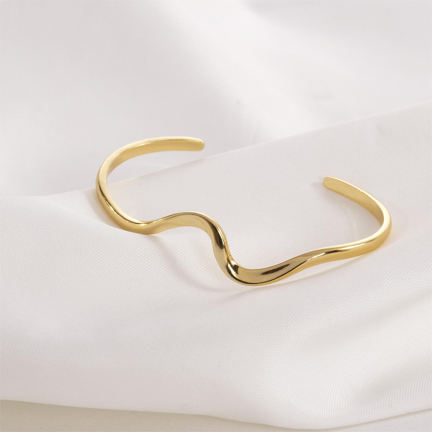LMBC2301 Bracelet à la forme d'une vague